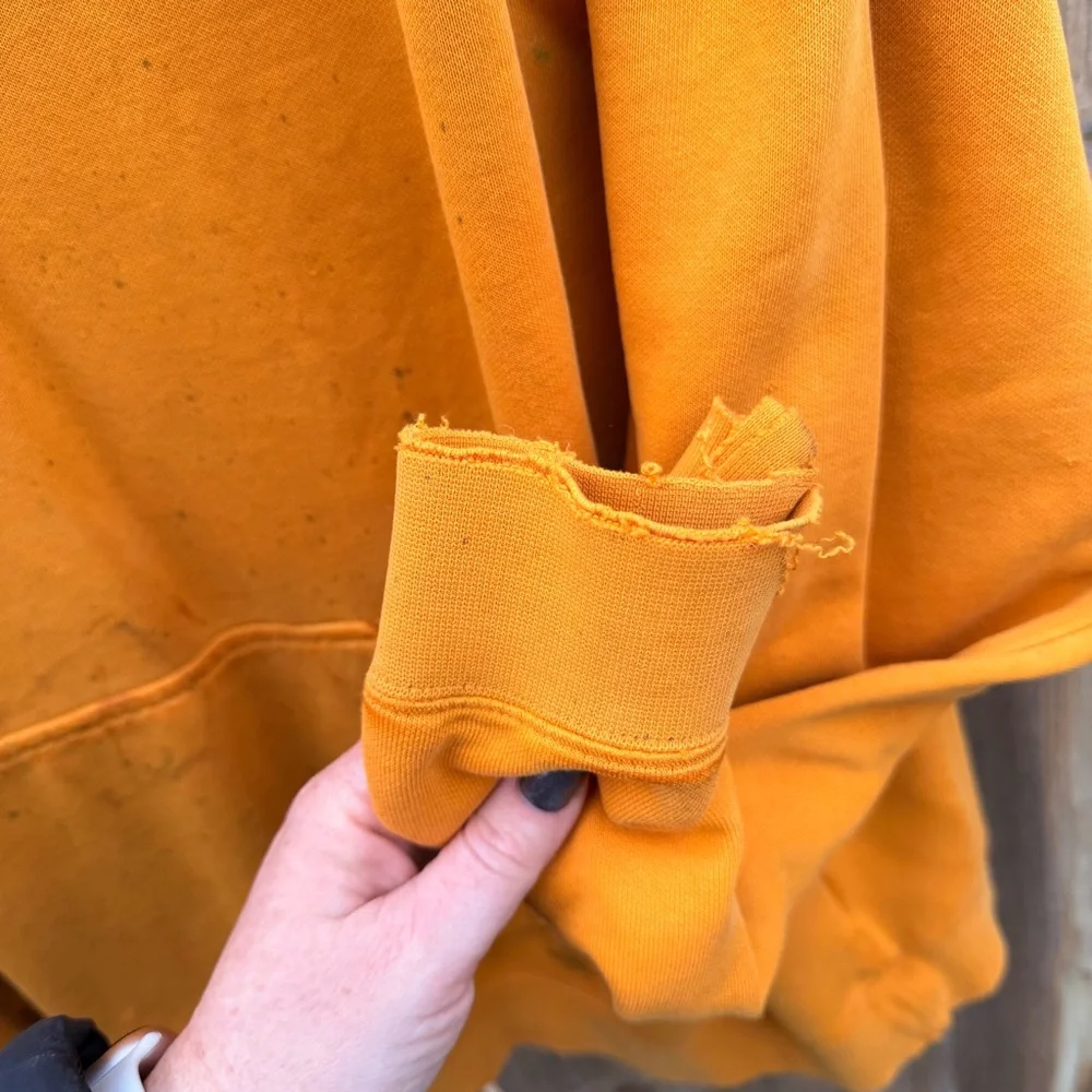 Vintage Nike men’s Orange Hoodie Size XL
